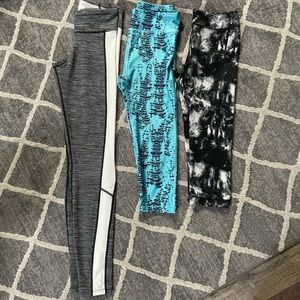 Lot of 3 under armour workout leggings size s